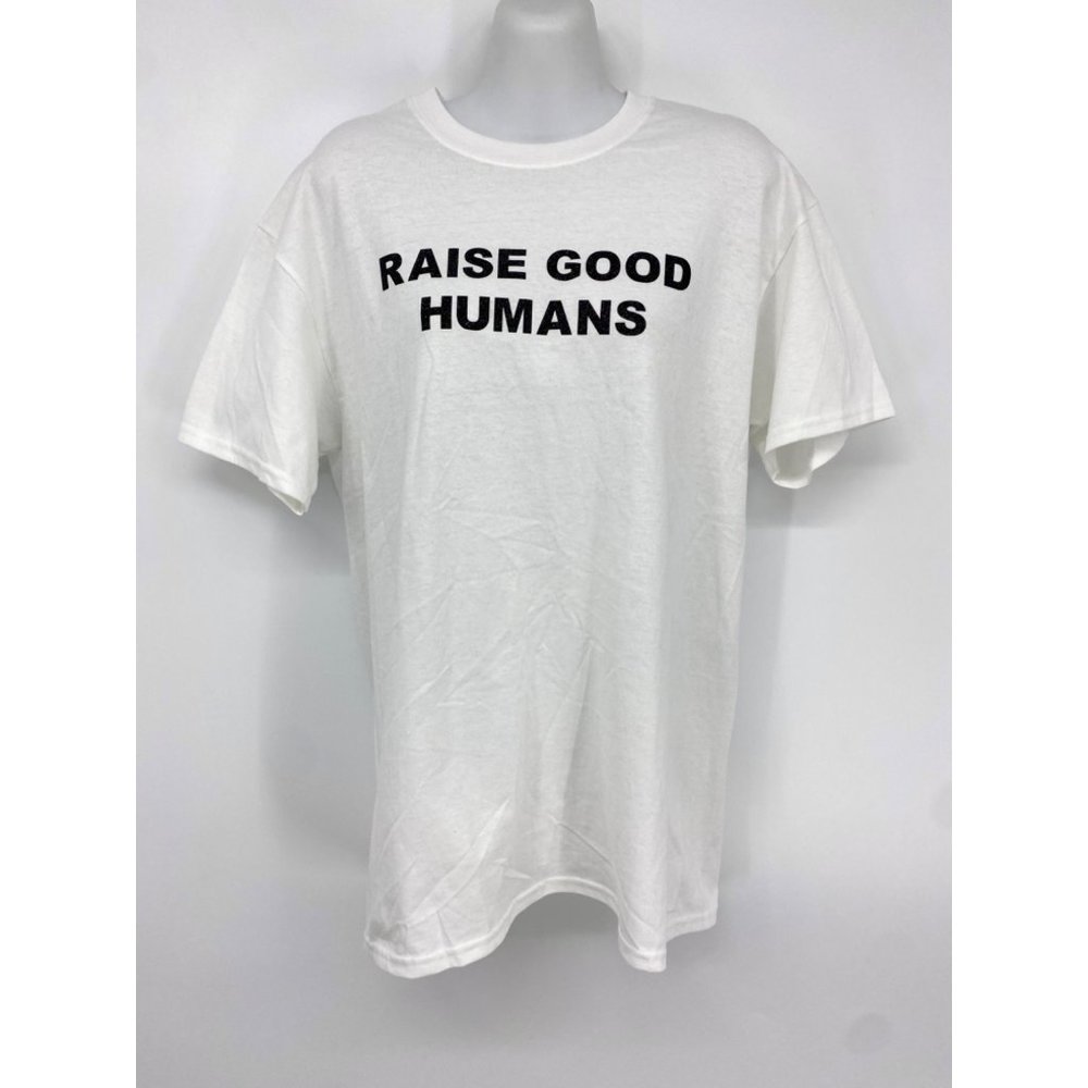 Raise Good Humans graphic tee NEW size medium